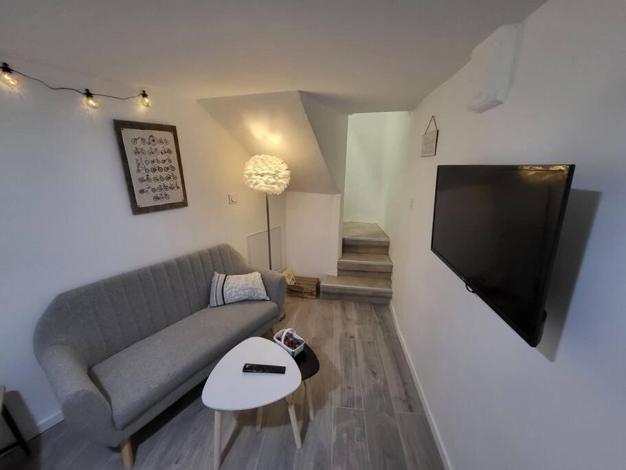 Superbe Appartement T2 Centre Historique La Souterraine Exterior foto